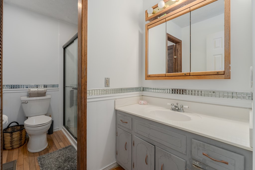 412585 Murphy Residential