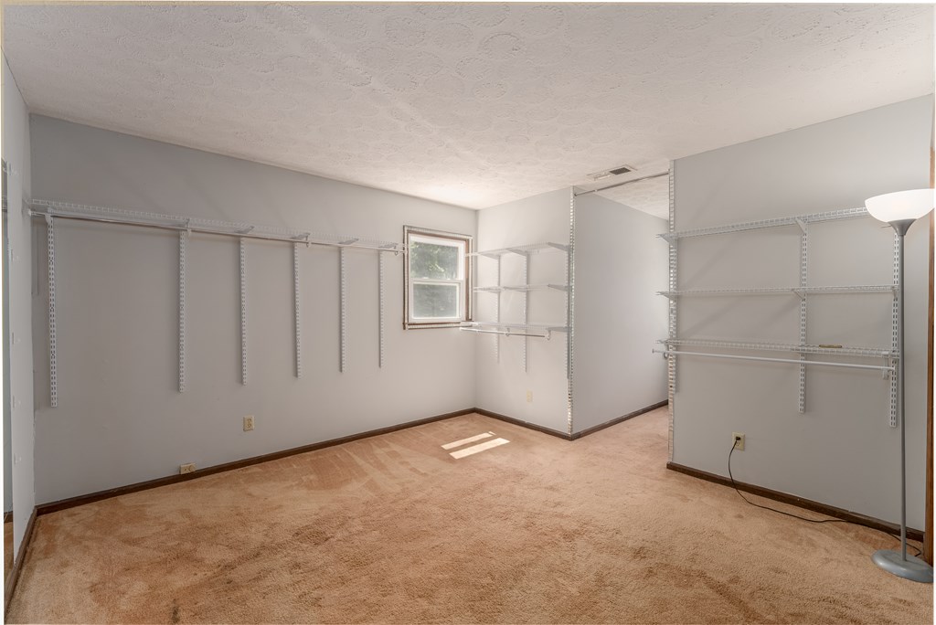 412585 Murphy Residential