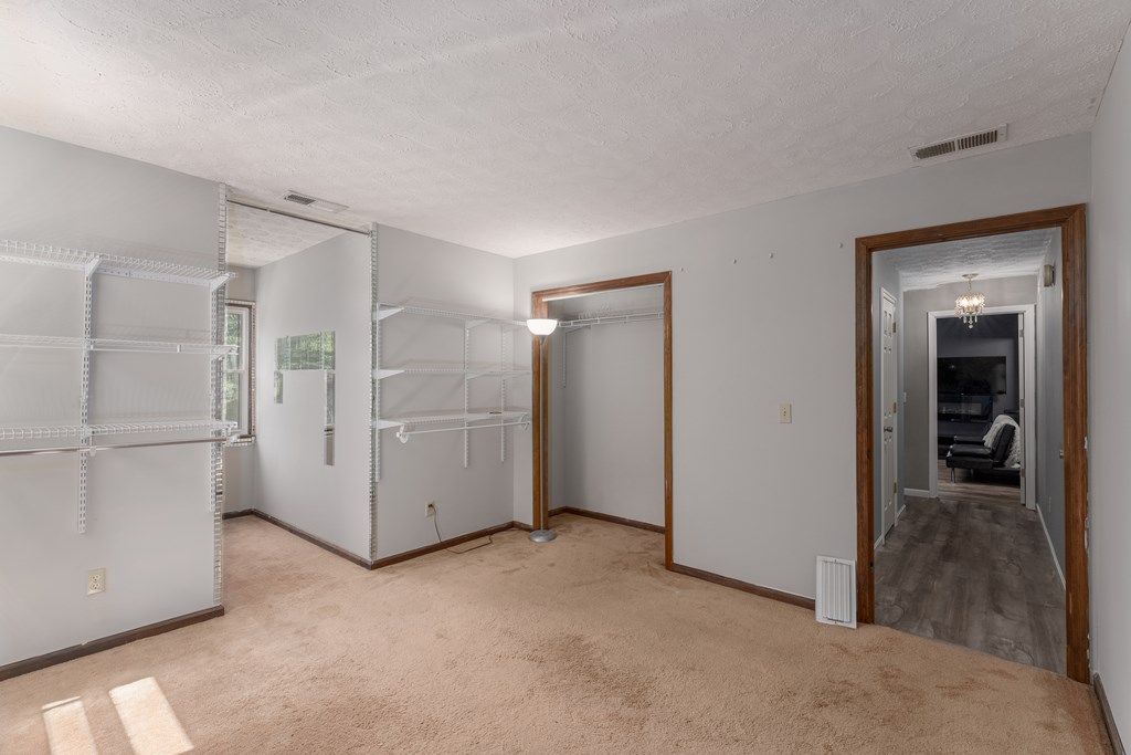 412585 Murphy Residential
