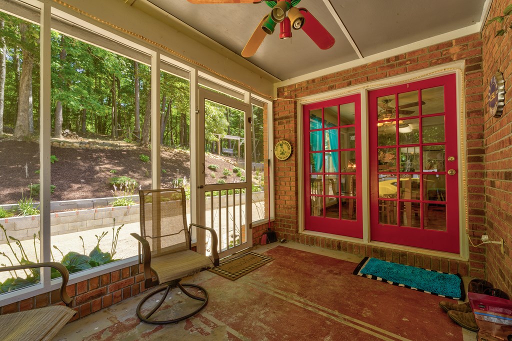 412585 Murphy Residential