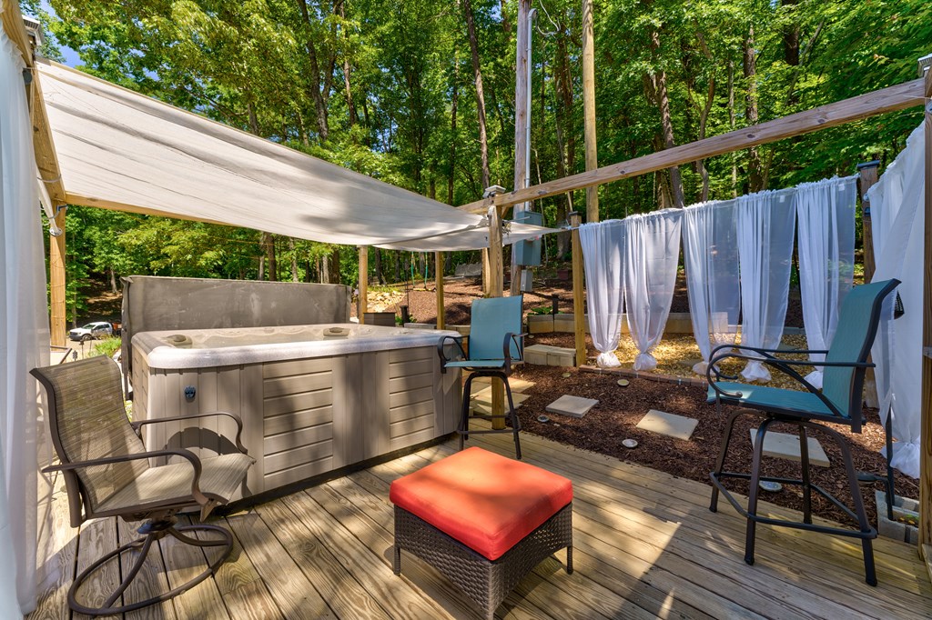 412585 Murphy Residential