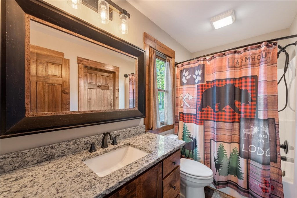 412647 Mineral Bluff Residential