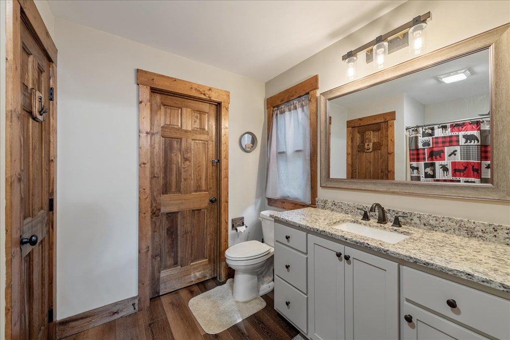 412647 Mineral Bluff Residential