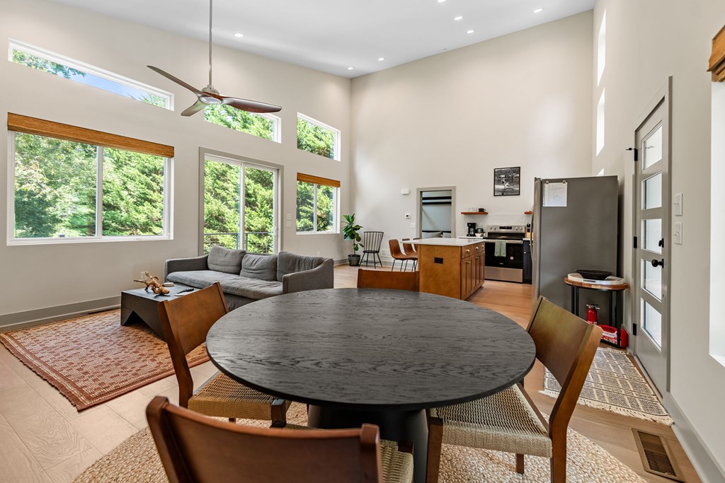 412894 Morganton Residential