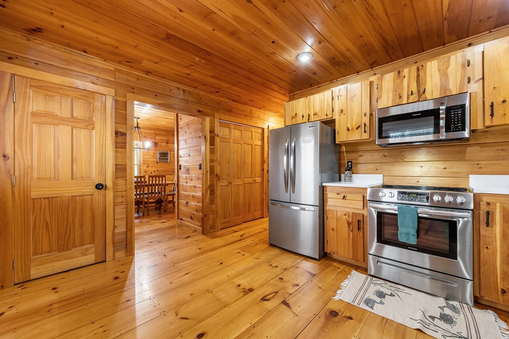 412950 Blue Ridge Residential