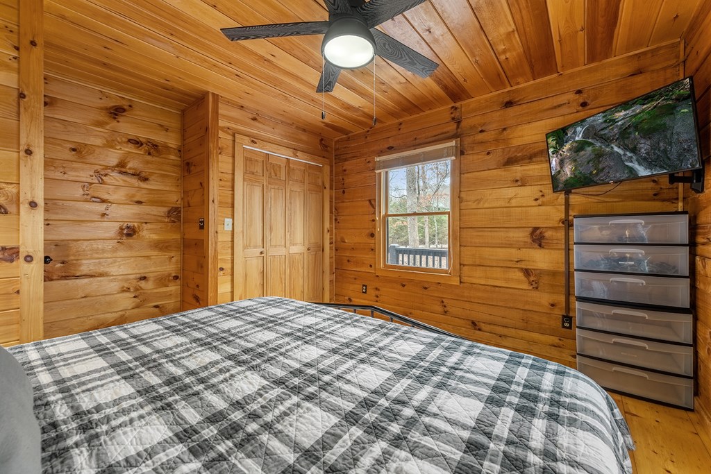 412950 Blue Ridge Residential