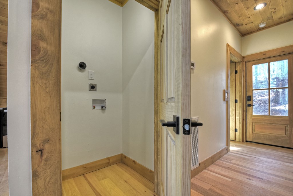 412986 Epworth Residential