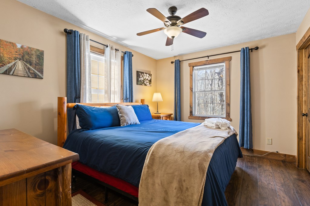 412993 Mineral Bluff Residential