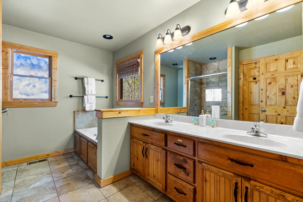 412994 Ellijay Residential
