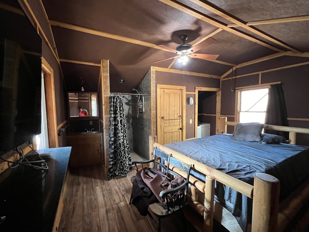 413048 Morganton Residential