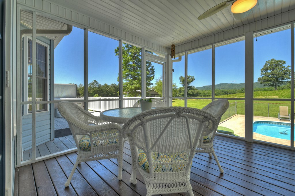 413159 McCaysville Residential