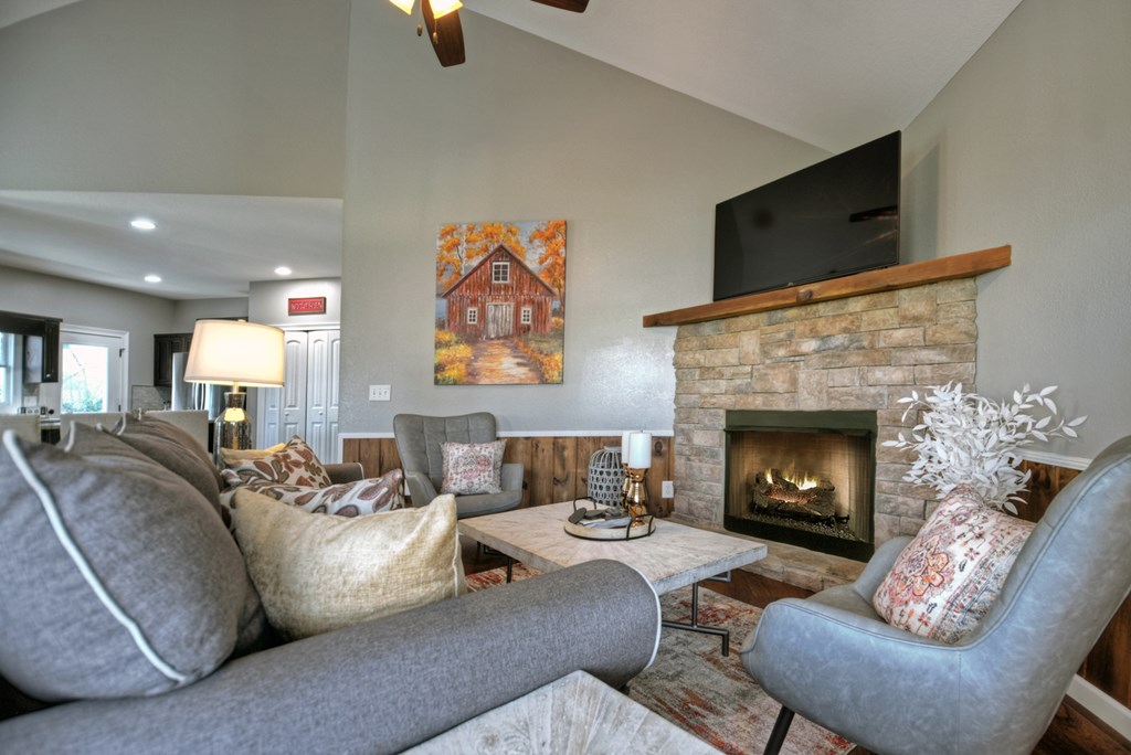 413199 Epworth Residential
