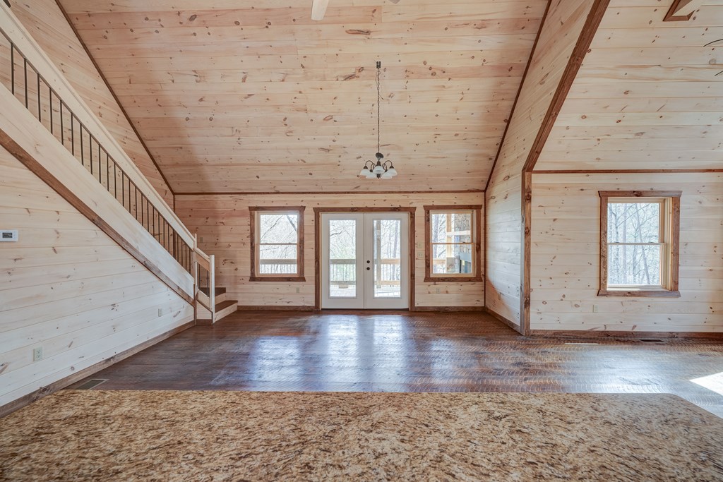 413273 Mineral Bluff Residential