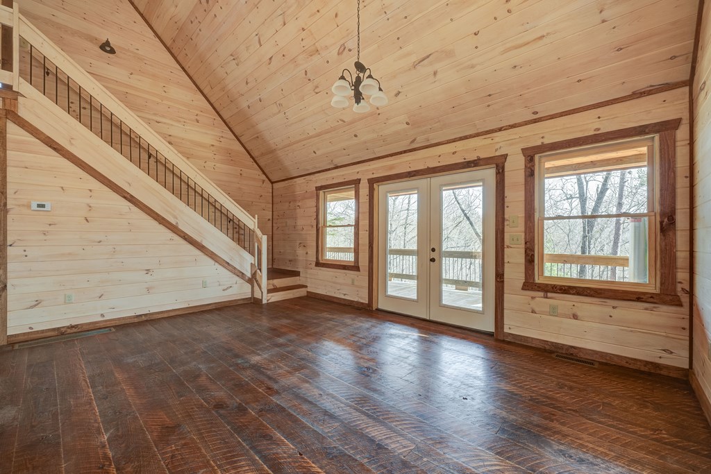 413273 Mineral Bluff Residential