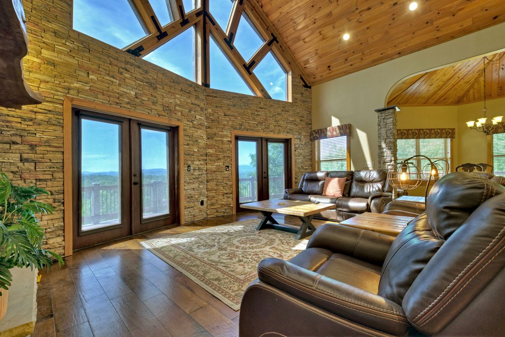 413670 Murphy Residential