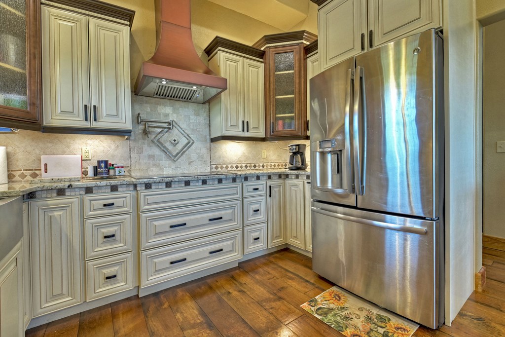 413670 Murphy Residential