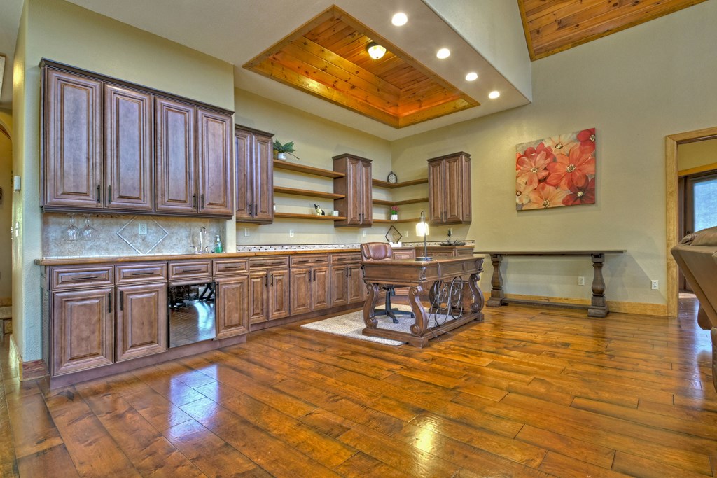 413670 Murphy Residential