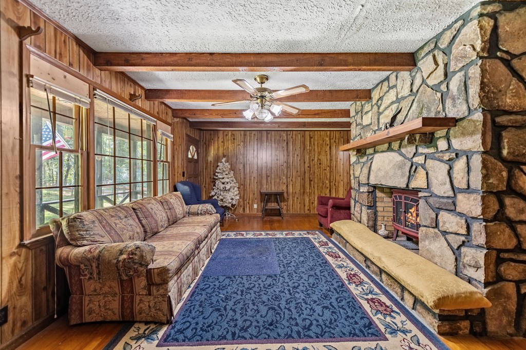 413687 Blue Ridge Residential