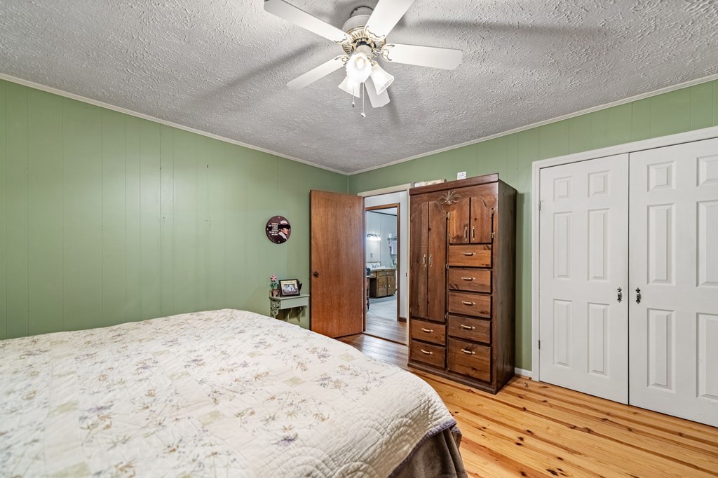 413687 Blue Ridge Residential
