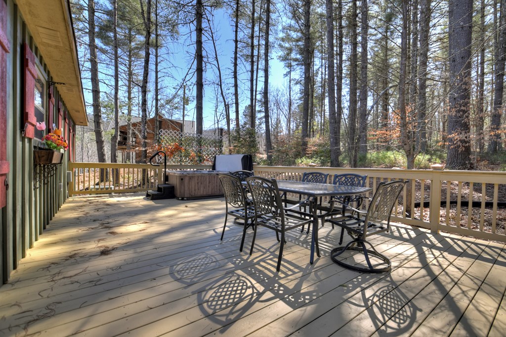 413732 Morganton Residential