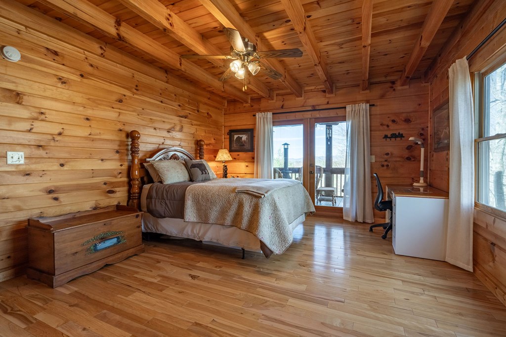 413780 Mineral Bluff Residential