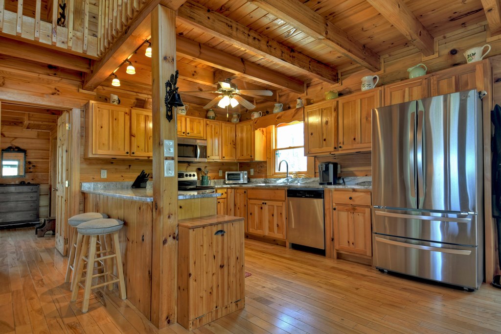 413780 Mineral Bluff Residential