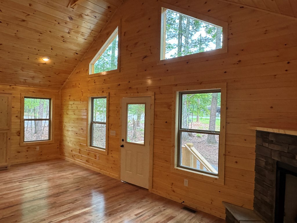 413786 Murphy Residential