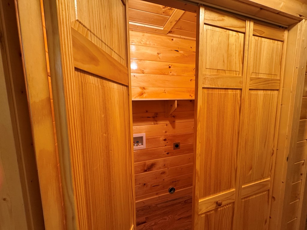 413786 Murphy Residential