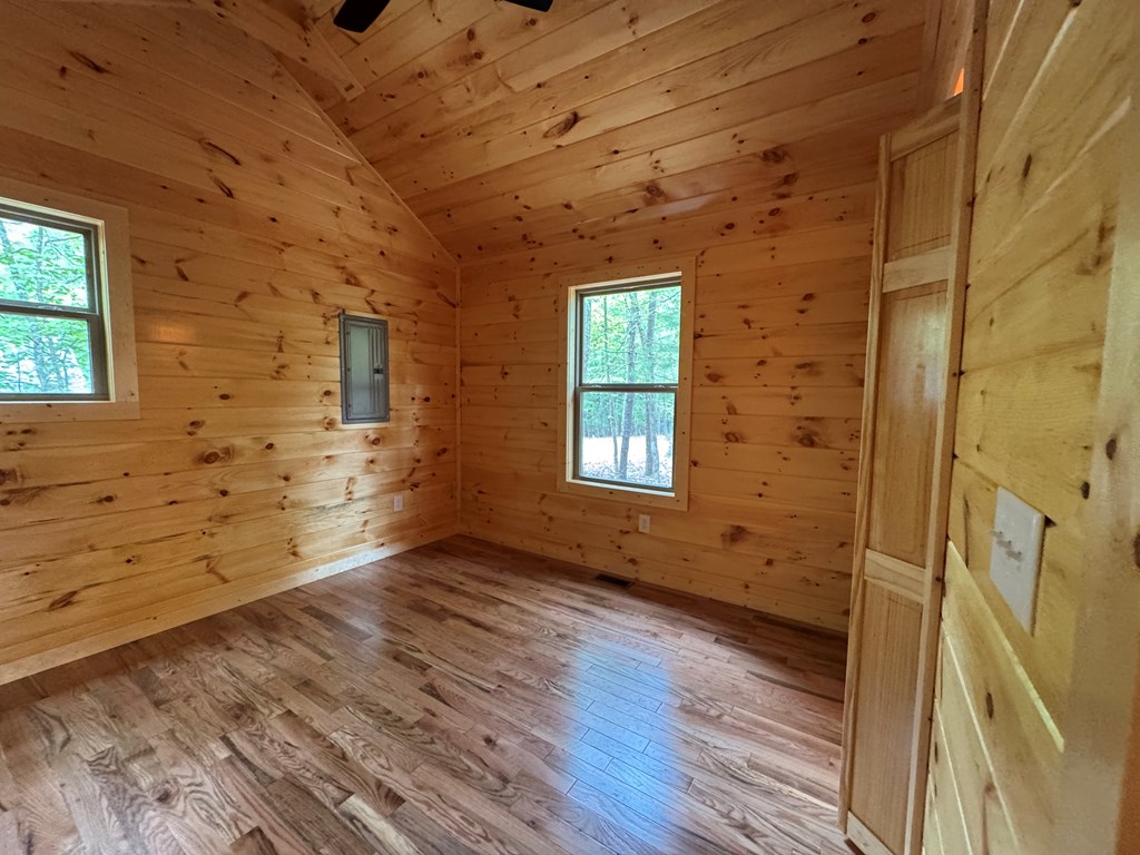 413786 Murphy Residential