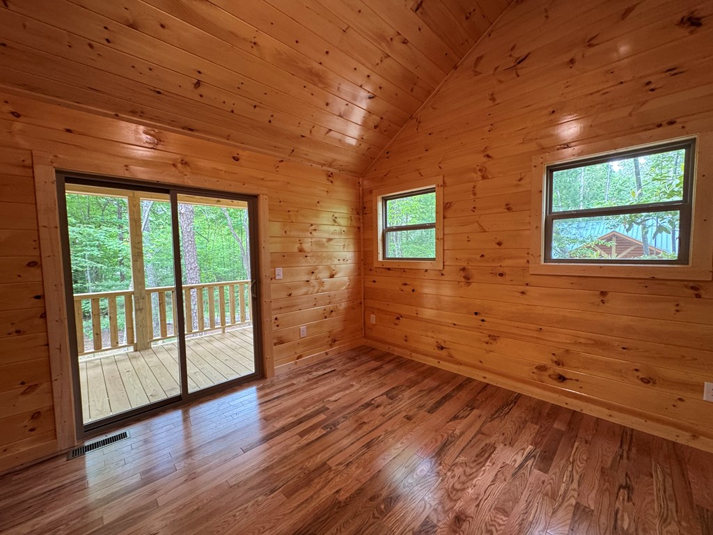 413786 Murphy Residential