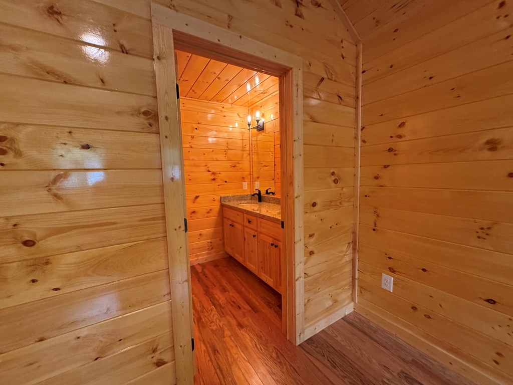 413786 Murphy Residential