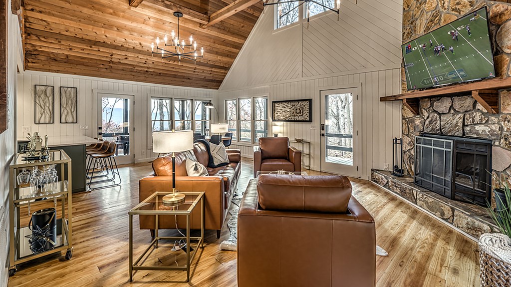 413805 Morganton Residential