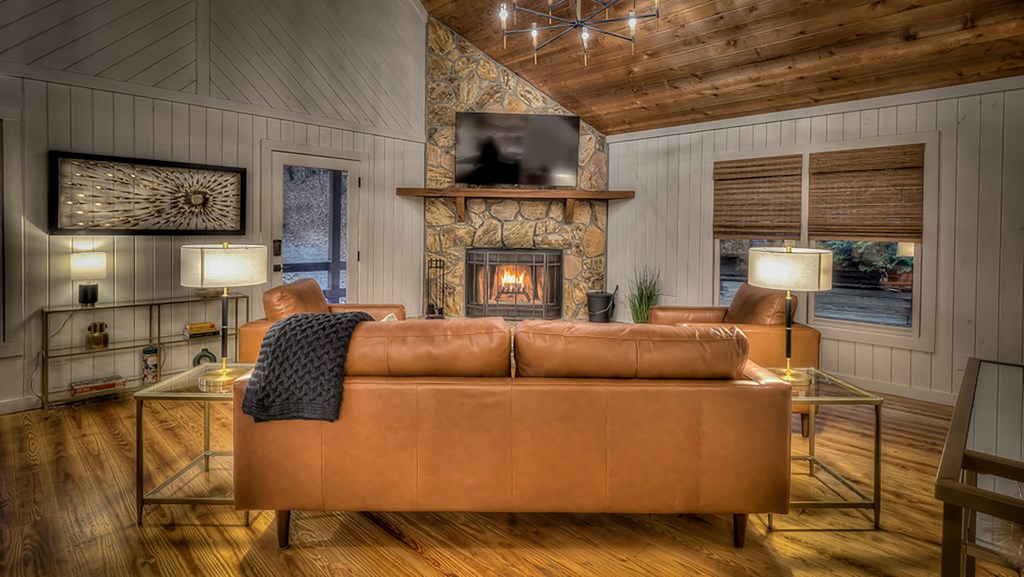 413805 Morganton Residential