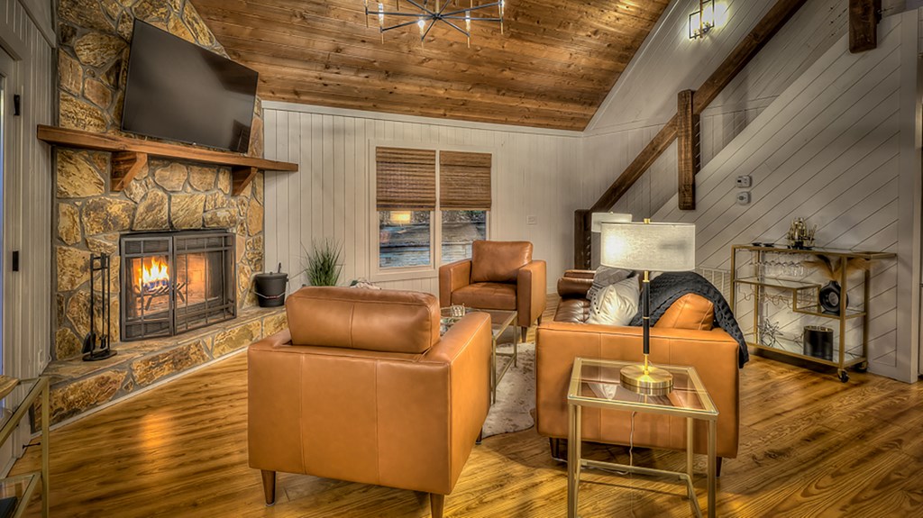 413805 Morganton Residential