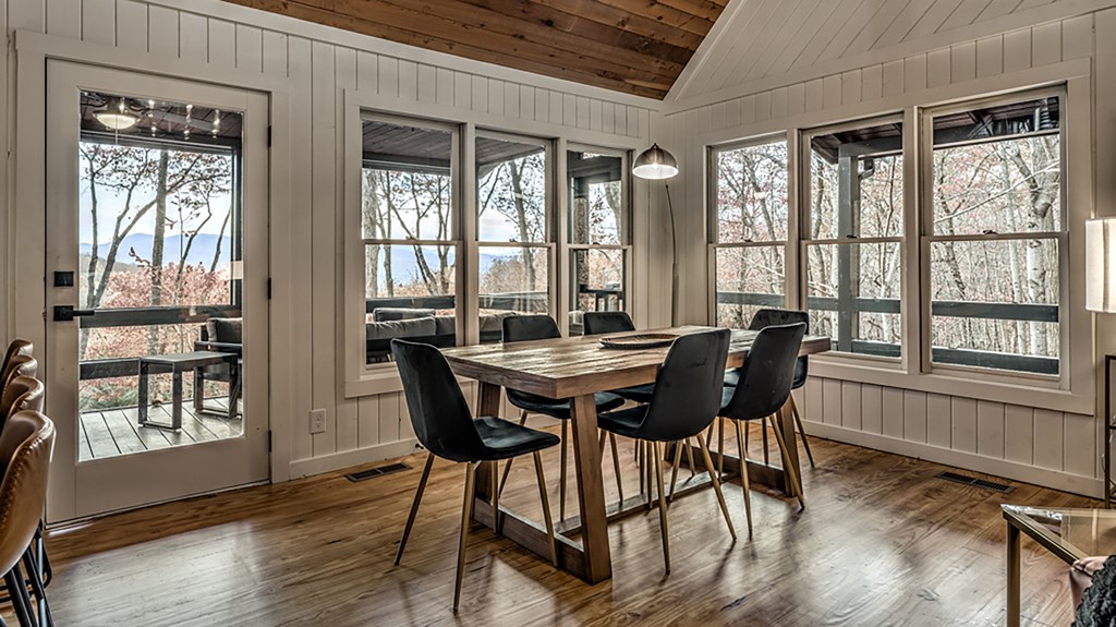 413805 Morganton Residential