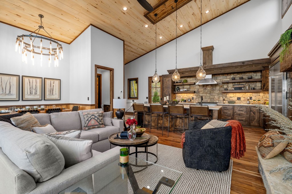 413860 Ellijay Residential