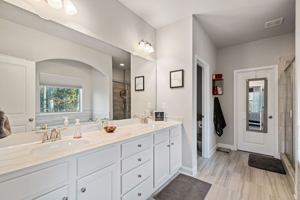 413894 Cumming Residential