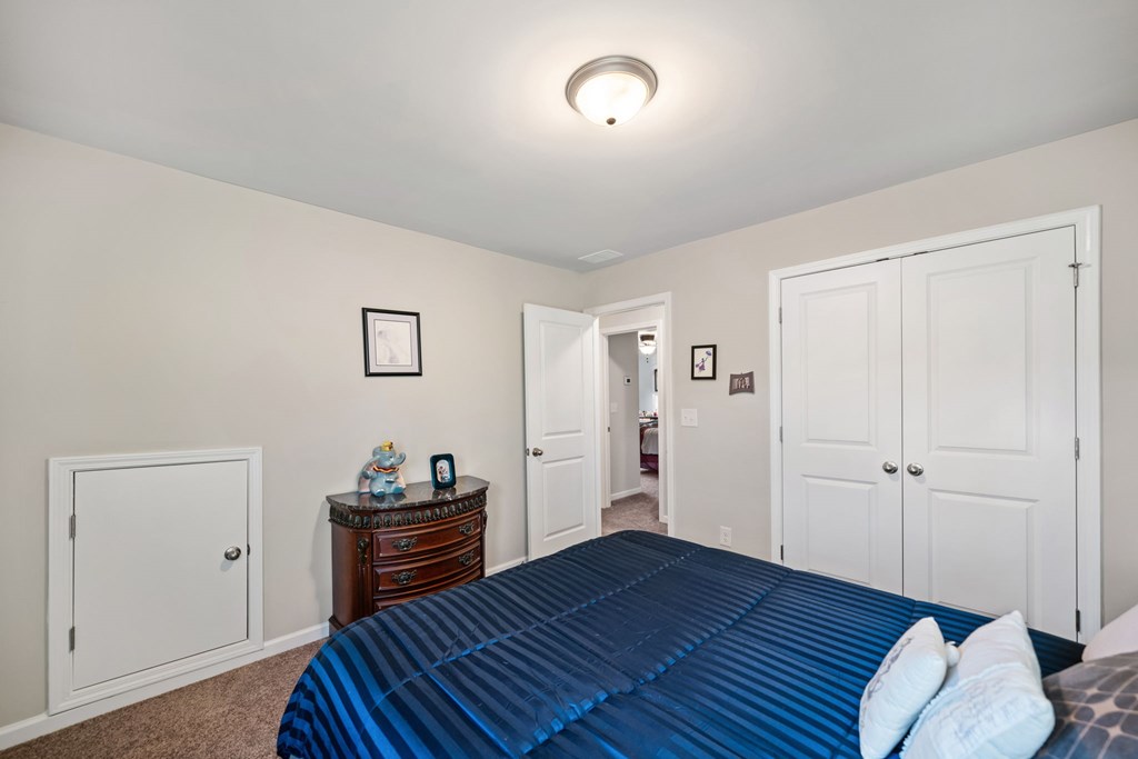 413894 Cumming Residential