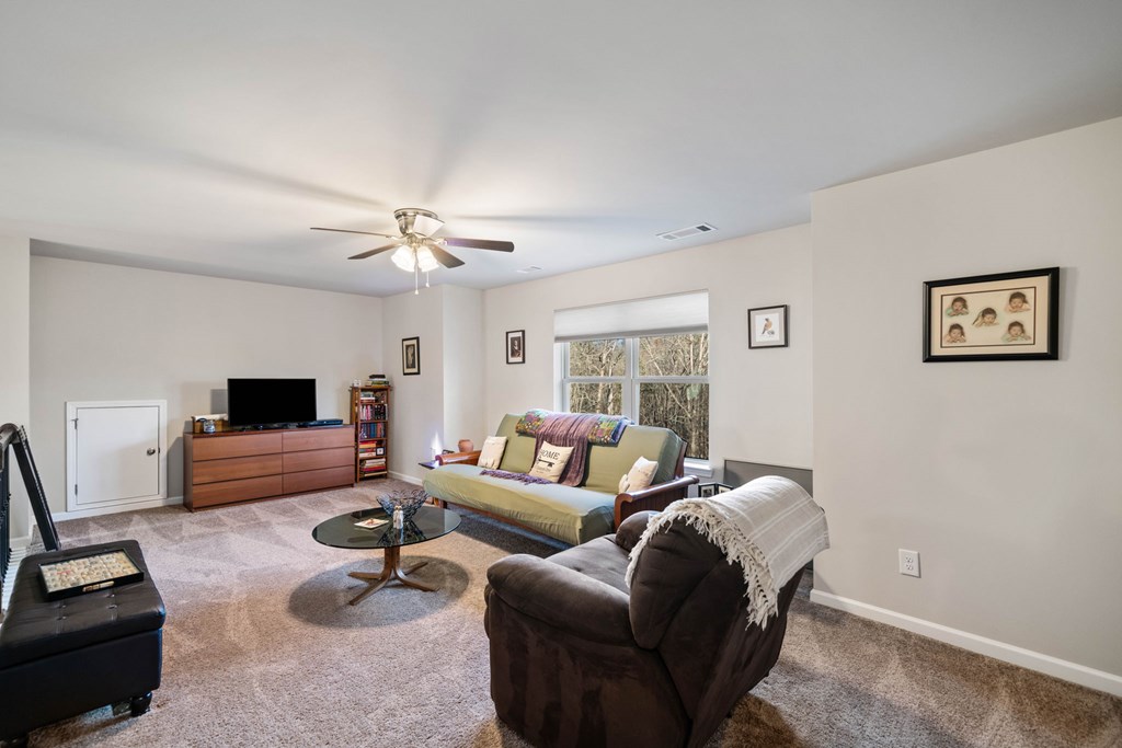 413894 Cumming Residential