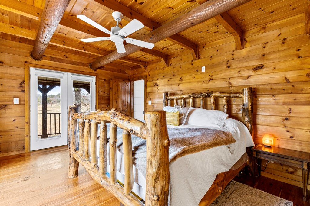 413904 Mineral Bluff Residential
