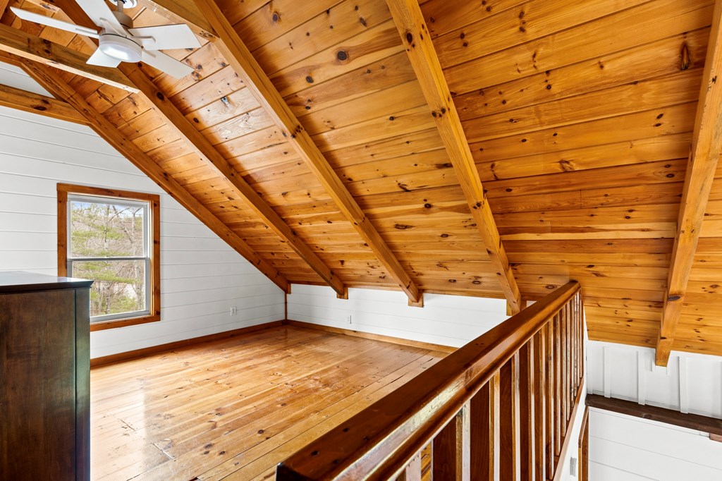 413904 Mineral Bluff Residential