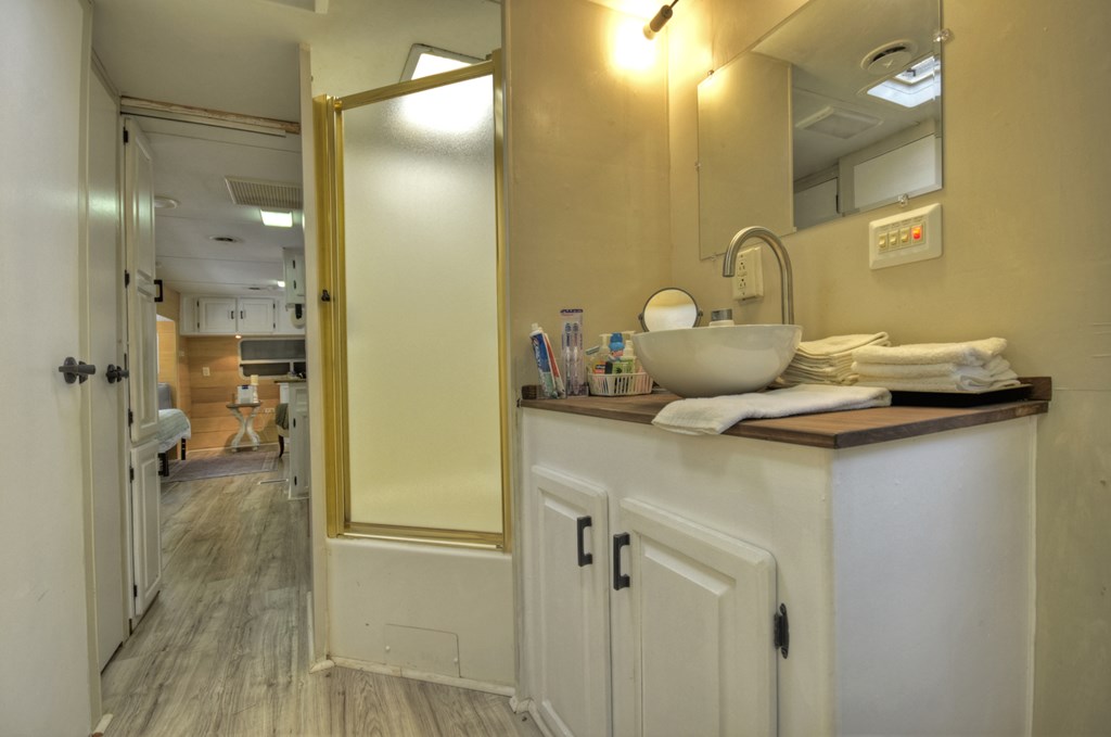 413908 Murphy Residential