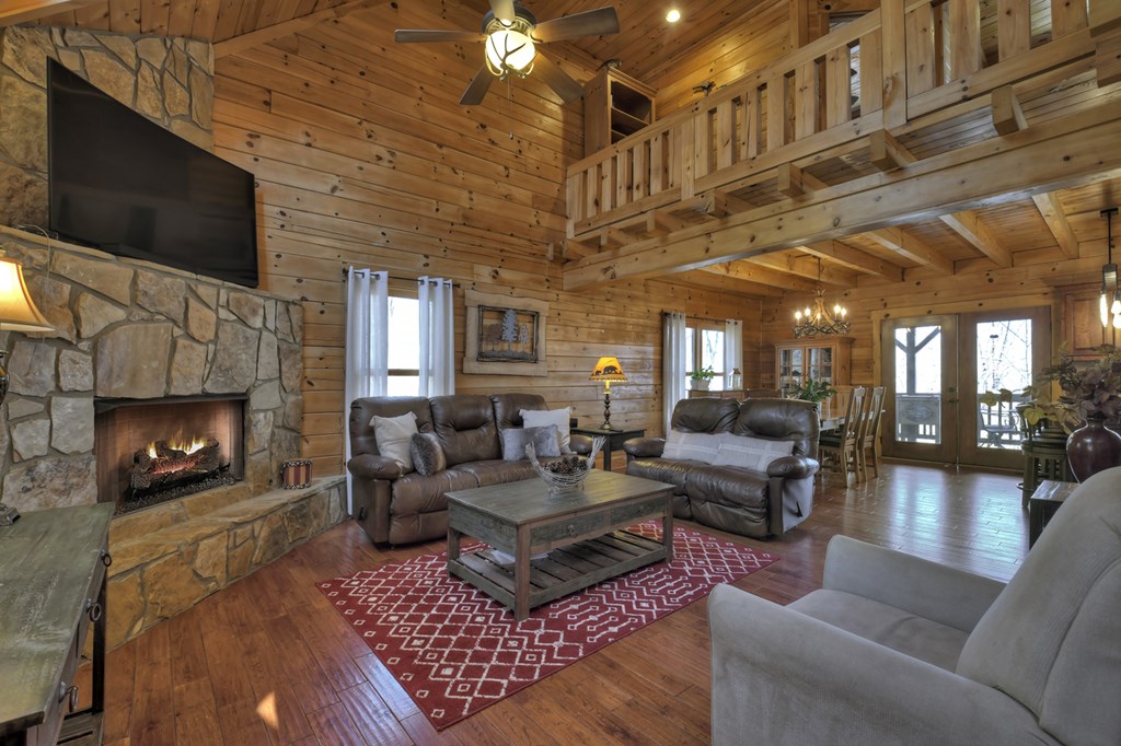413947 Talking Rock Residential