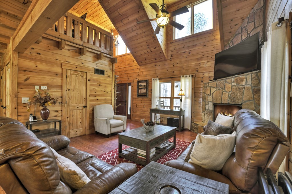 413947 Talking Rock Residential