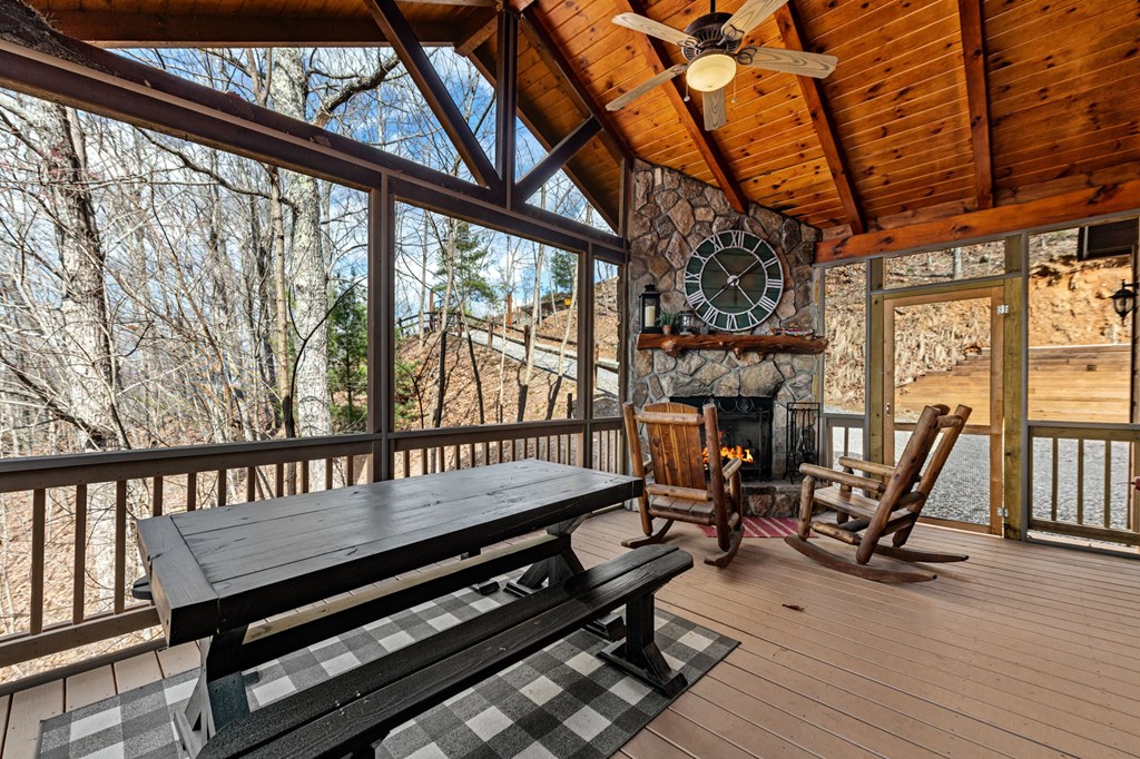 413995 Morganton Residential