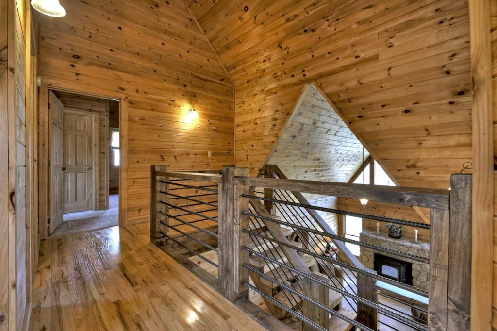 414237 Mineral Bluff Residential