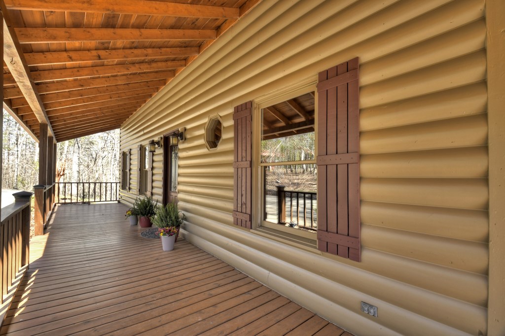 414237 Mineral Bluff Residential