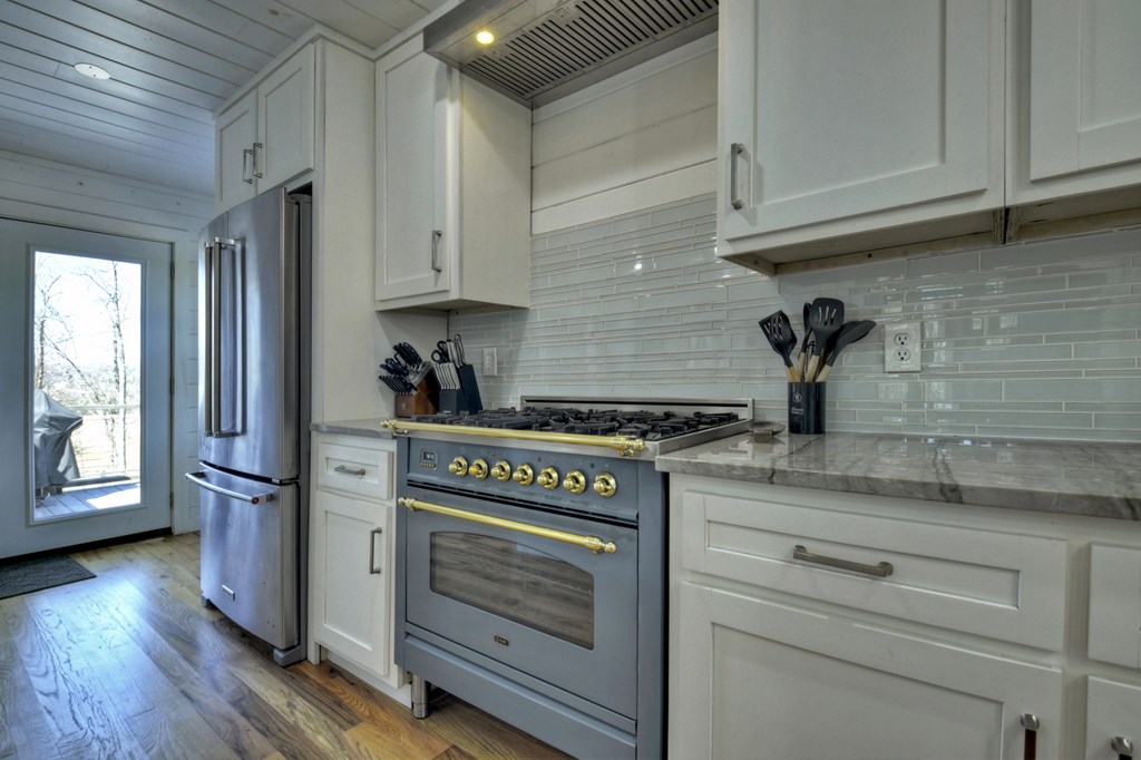414293 Blue Ridge Residential