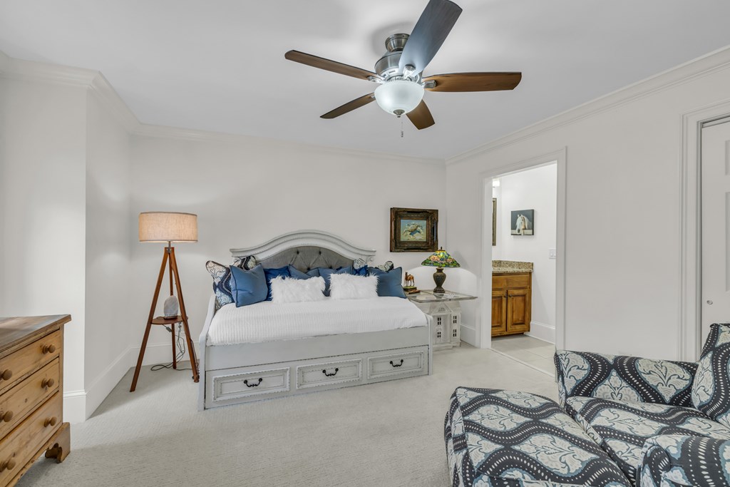 414348 Hayesville Townhouse