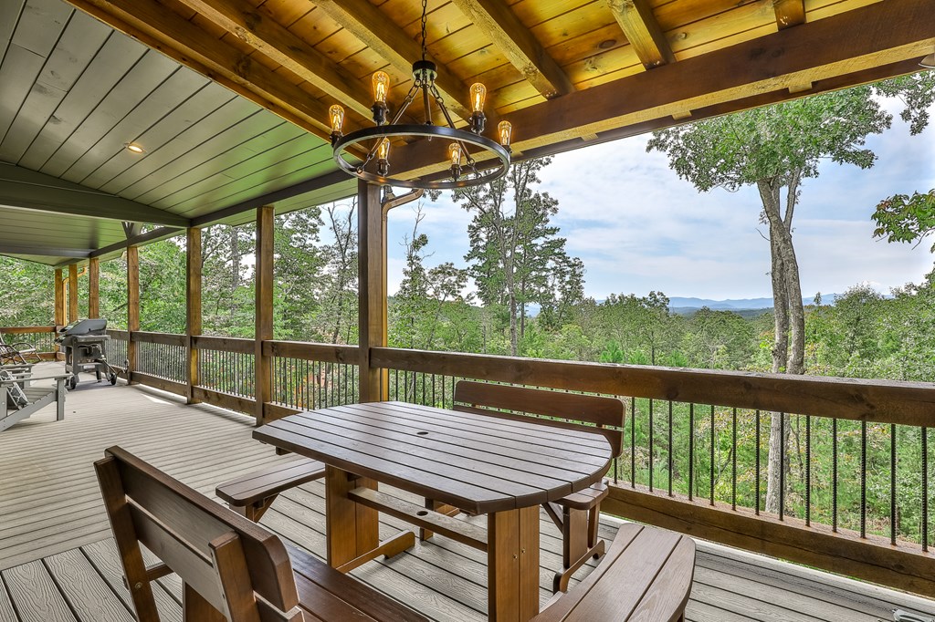 414396 Mineral Bluff Residential